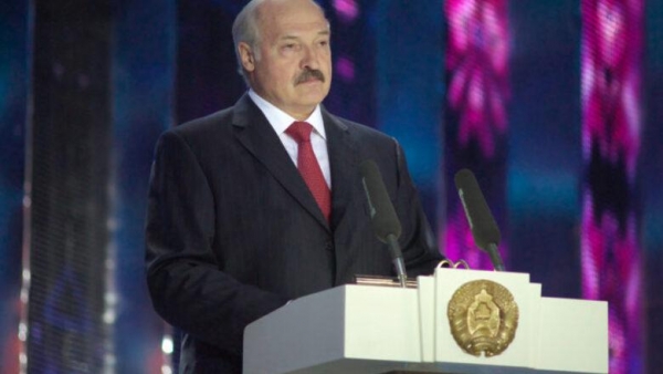 Александр Лукашенко призвал заставлять работать "тунеядцев"