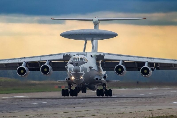 Россия отправила Ил-76 с солдатами и грузом в горячую точку Сирии