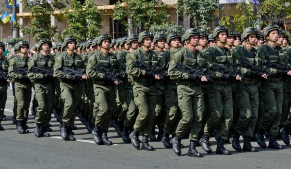На Донбассе бесследно пропали полученные от США военные внедорожники Hummer