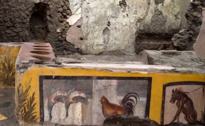 Политолог прокомментировала раскопанный в Помпеях фудкорт-термополий