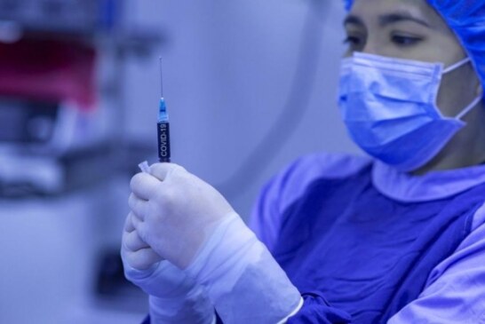 Член ОПЗЖ Вадим Рабинович назвал отказ Украины от российской вакцины «спланированным уничтожением народа»