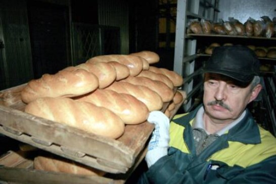 Заморозка цен на хлеб поставила под угрозу мелкие магазины