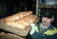 Заморозка цен на хлеб поставила под угрозу мелкие магазины
