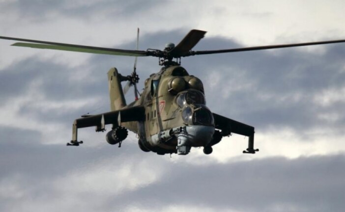 По улицам Еревана перевезли вертолет Ми-24 без опознавательных знаков