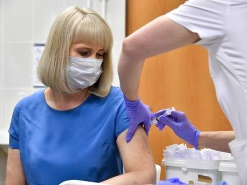 Участникам эксперимента по вакцинации отказывают в «настоящей» прививке: укололи плацебо