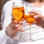 Нарколог перечислил правила употребления алкоголя на Новый год: запретил святое