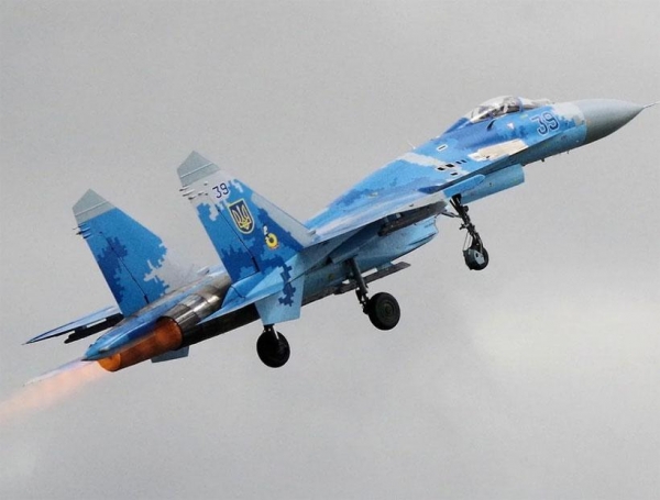 Украинские военные самолёты обледенели на аэродроме и поломались