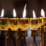 Евреи зажгут свечи ханукальной миноры по всем миру