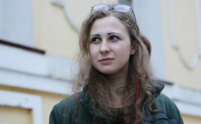 Участница Pussy Riot сообщила о задержании Алехиной