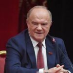Зюганов прокомментировал призывы к КПРФ объединиться с эсерами