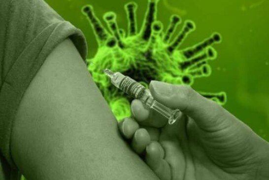 Вирусолог назвал идеальный момент для вакцинации от коронавируса