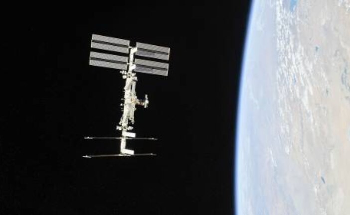 Высоту орбиты МКС увеличат на 1,2 километра перед пересменкой экипажа
