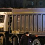 Водителя грузовика, протаранившего колонну с военными, арестовали