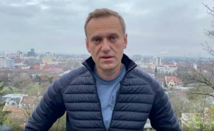ЕС в феврале снова рассмотрит вопрос санкций против РФ из-за Навального