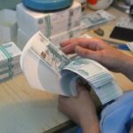 Экономисты предрекли рублю резкое падение
