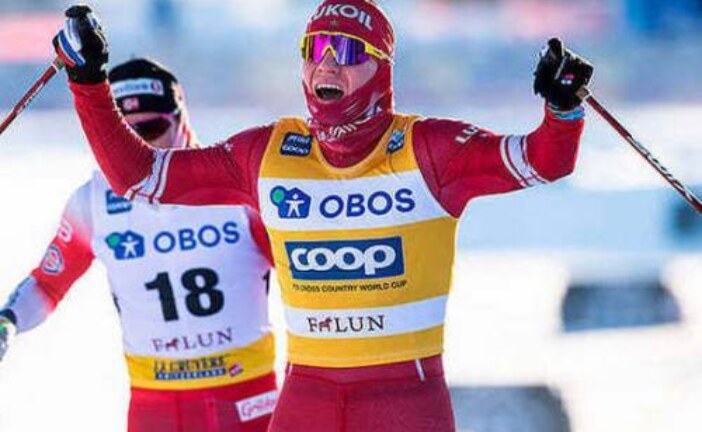 Российский лыжник Большунов вновь выиграл Большой хрустальный глобус