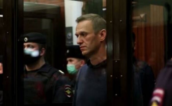 Адвокат назвал причину обыска в штабе Навального