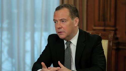 Медведев оценил решение администрации Байдена продлить договор СНВ-3