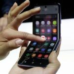 Названы сроки выхода смартфонов Samsung с гибким дисплеем