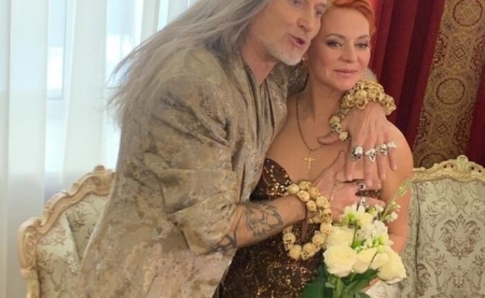 Слезы радости, оккультные подарки и гости-изгои: Джигурда и Анисина празднуют свадьбу | StarHit.ru