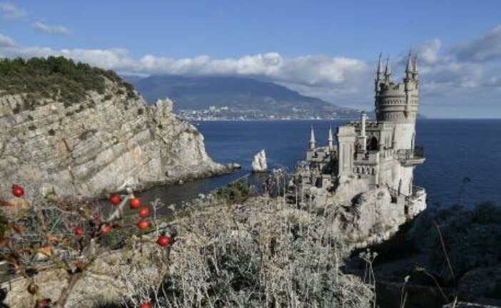 В Крыму прокомментировали запрет иностранцам владеть землей
