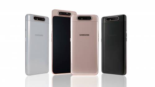 Samsung представит смартфон на замену знаменитой модели 2019 года