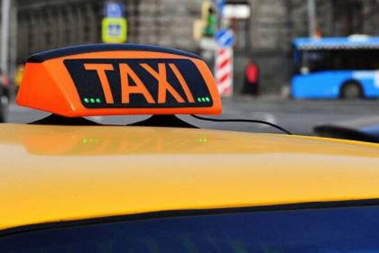 В МВД выступили против послаблений для такси по перевозке детей