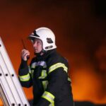 В Краснодаре горит многоквартирный жилой дом