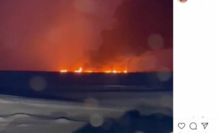 В соцсетях появилось видео пожара в акватории Оби