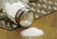 Диетолог указал на превышение уровня соли в рационе россиян
