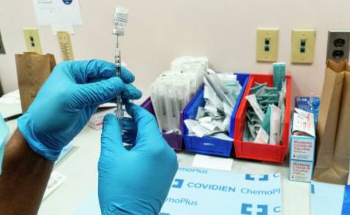 Байден объявил, что за сто дней обеспечил 200 миллионов доз вакцины