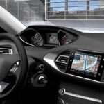 Peugeot откажется от цифровых приборов в пользу аналоговых из-за дефицита микрочипов
