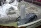 В Мурманске огромный кусок льда упал на автомобиль с людьми (видео)