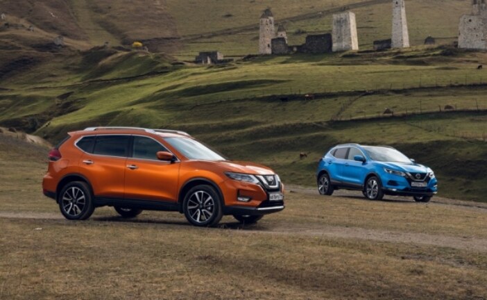 Nissan X-Trail и Qashqai не торопятся менять поколение в РФ, зато наконец с полуавтопилотом
