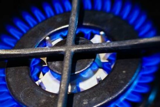 Украинцев обязали платить за газ вдвое больше