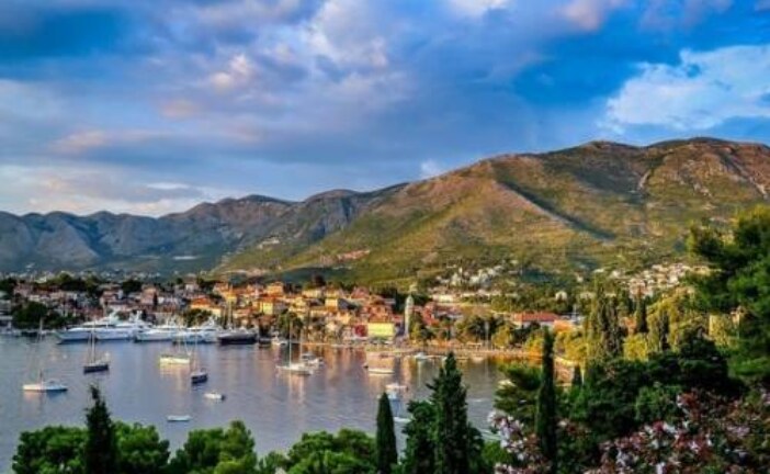 В Черногории объявили 30% скидки на жилье для туристов