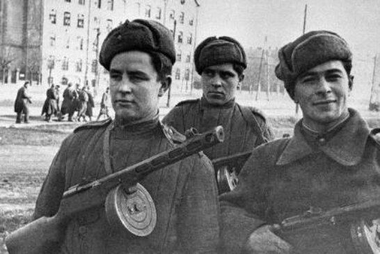МО рассказало о помощи Красной Армии в восстановлении Венгрии после войны