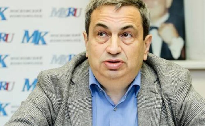 Экономист Миркин дал прогноз курса рубля на примере футбольного мяча