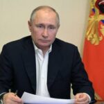 Путин оценил опыт российских медиков в борьбе с коронавирусом
