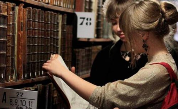 Библиотекари бьют тревогу: «Документы нуждаются в реставрации»