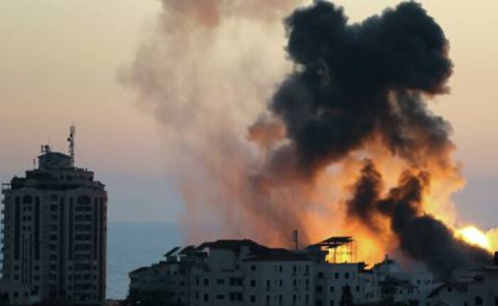 Армия Израиля сообщила об авиатаке по сектору Газа