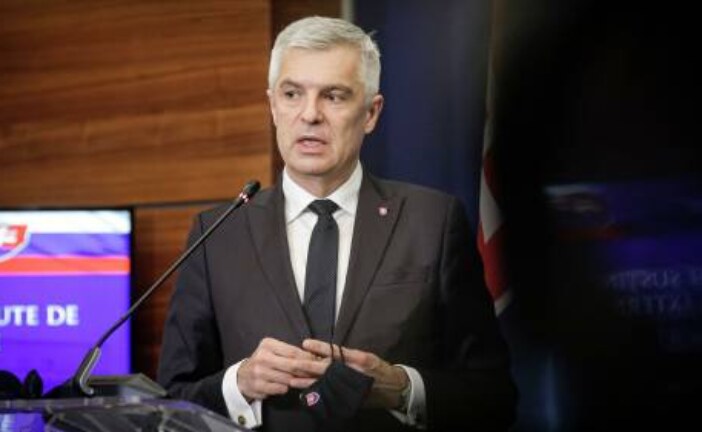 Глава МИД Словакии Корчок назвал отношения между ЕС и Россией сложными