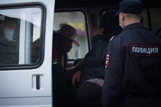 Действия новосибирского полицейского, «случайно» выстрелившего в голову, вызвали сомнение