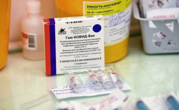 Более десяти миллионов россиян привились от коронавируса