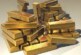 Государство перешло к распродаже золота: что делать россиянам