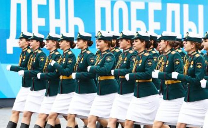 Парад Победы: «убийственная красота» Путина в строю