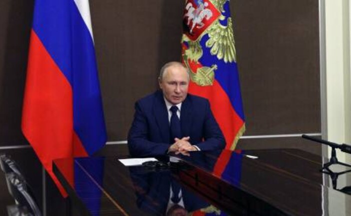 Путин поддержал идею об отчетах депутатов перед избирателями