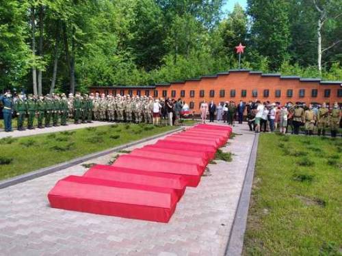 В Подмосковье отдали воинские почести красноармейцам, погибшим за Москву
