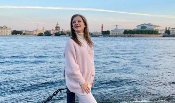 Лиза Арзамасова призналась, когда планирует выйти из декрета | StarHit.ru