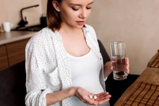 Ибупрофен и аспирин во время беременности могут вызвать почечные нарушения у ребенка